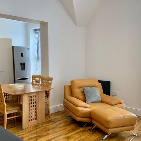 Lytham St Annes, A Spacious, High End, One Bedroomed Apartment 5 外观 照片