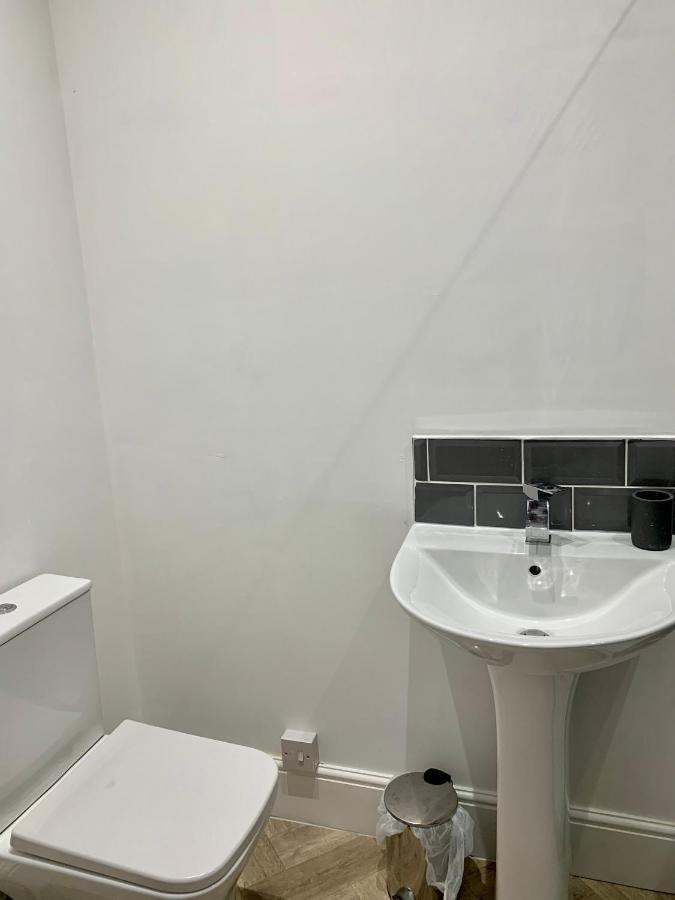 Lytham St Annes, A Spacious, High End, One Bedroomed Apartment 5 外观 照片