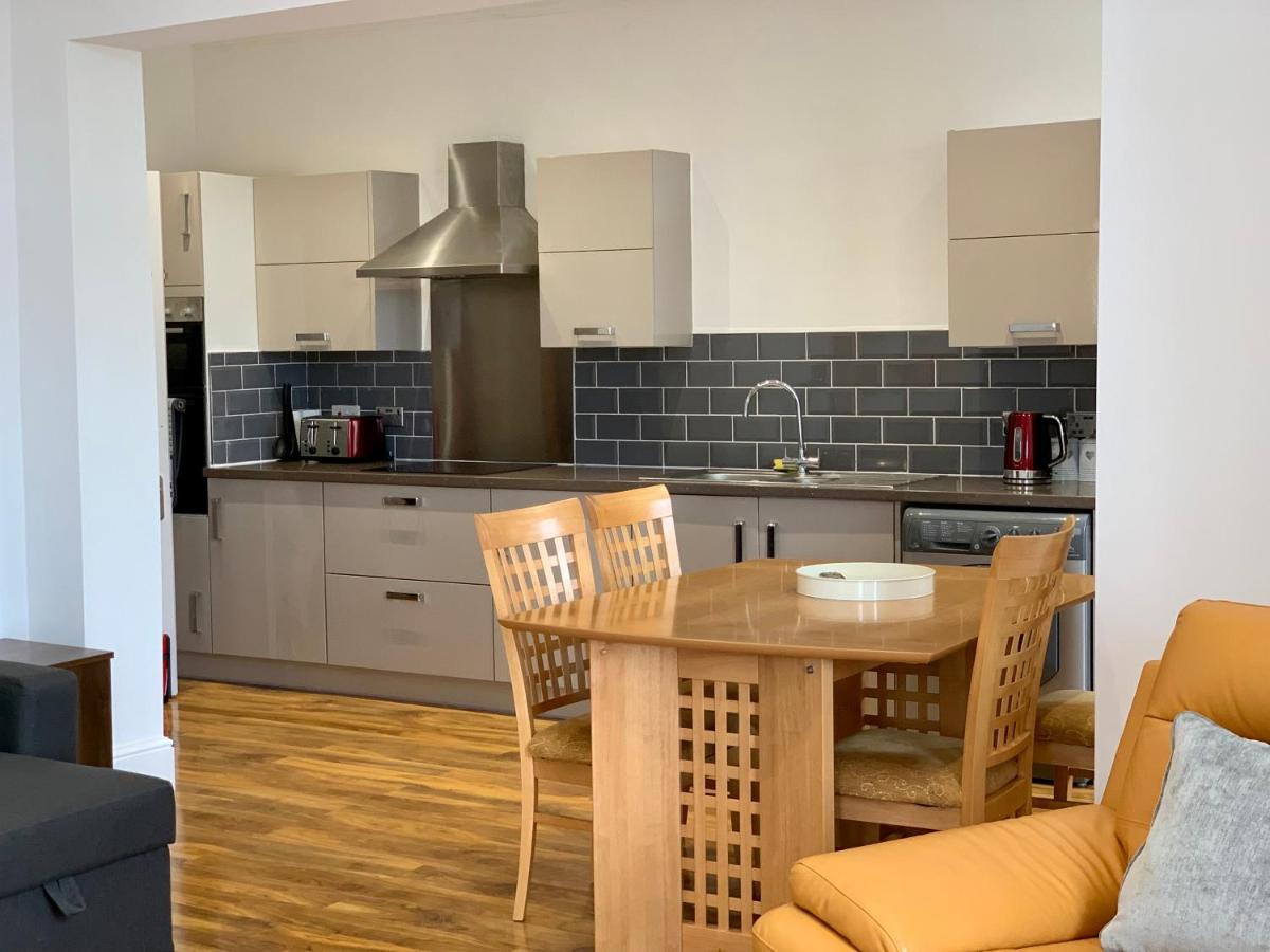 Lytham St Annes, A Spacious, High End, One Bedroomed Apartment 5 外观 照片
